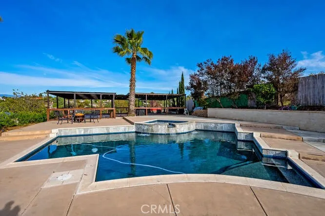 https://cdn.realtyfeed.com/cdn/127/306704494/77914b2c855f2f4095f1bb2382d42baa.webp
