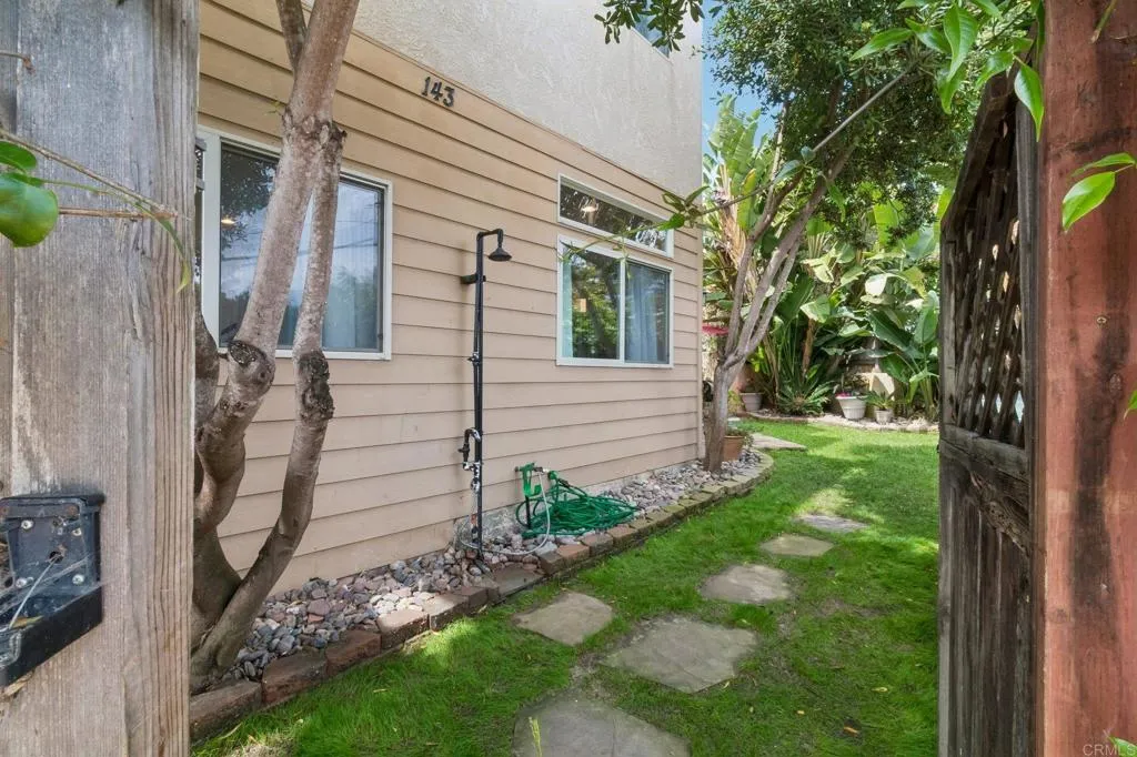 https://cdn.realtyfeed.com/cdn/127/306704508/49d8817276e4636c5be64e3cc799e501.webp