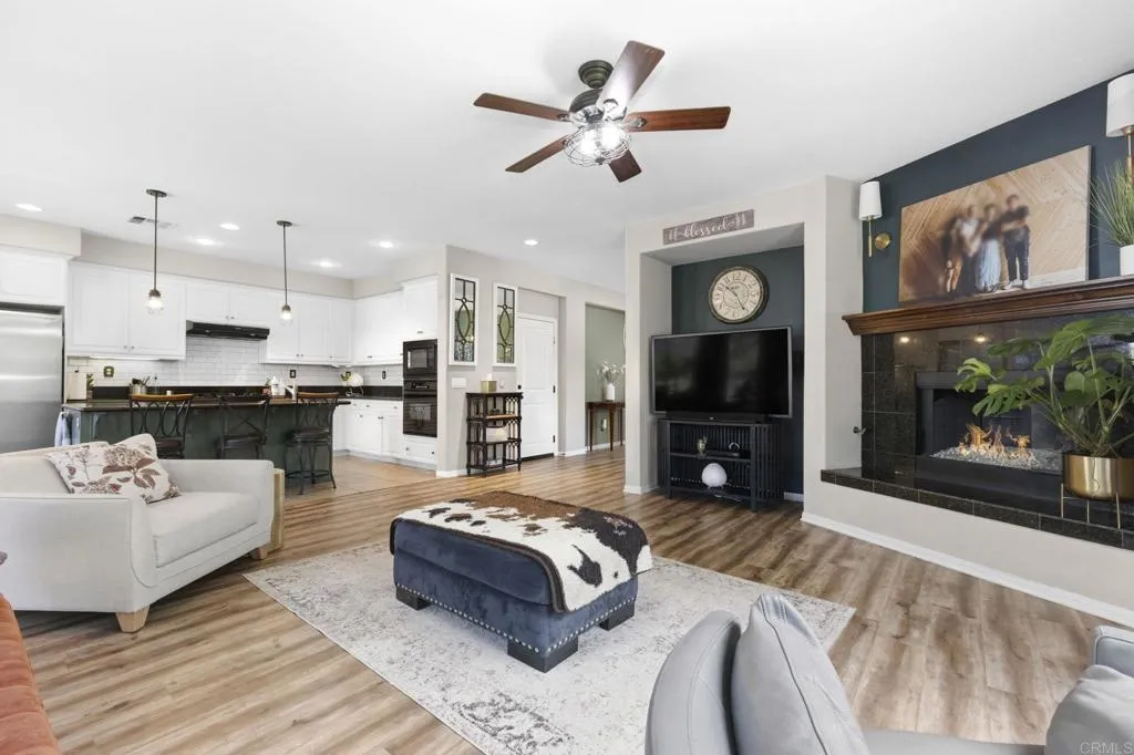 https://cdn.realtyfeed.com/cdn/127/306704509/69987dd1187fae694b4fc29d56c079ae.webp