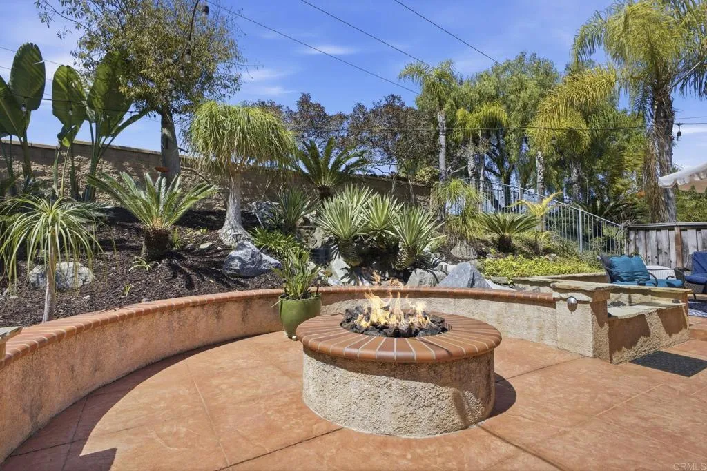https://cdn.realtyfeed.com/cdn/127/306704509/e28012243c32dc34d3cb5d7cd00a8ee4.webp