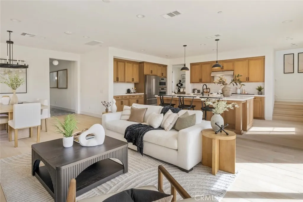 Altadena, CA 91001