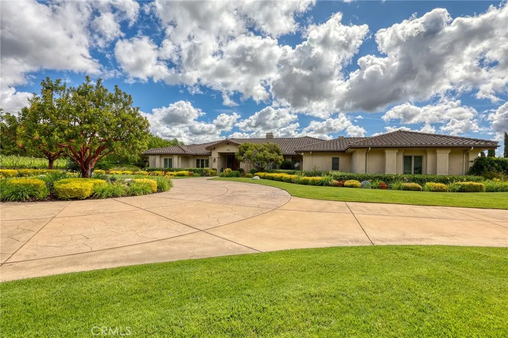 6685 El Pomar Drive, Templeton, CA, 93465