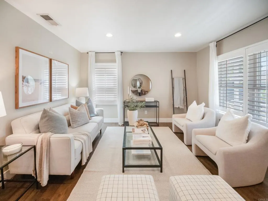 https://cdn.realtyfeed.com/cdn/127/306704591/034df83b03850544277fd99d80ccd45b.webp