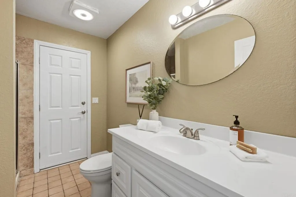 https://cdn.realtyfeed.com/cdn/127/306704597/04503800360734f7aad92d33792602b9.webp