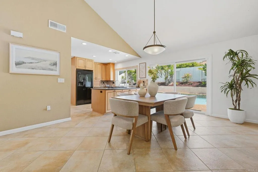 https://cdn.realtyfeed.com/cdn/127/306704597/99ebe6118c31bc73ee4a45c6cbd355dc.webp