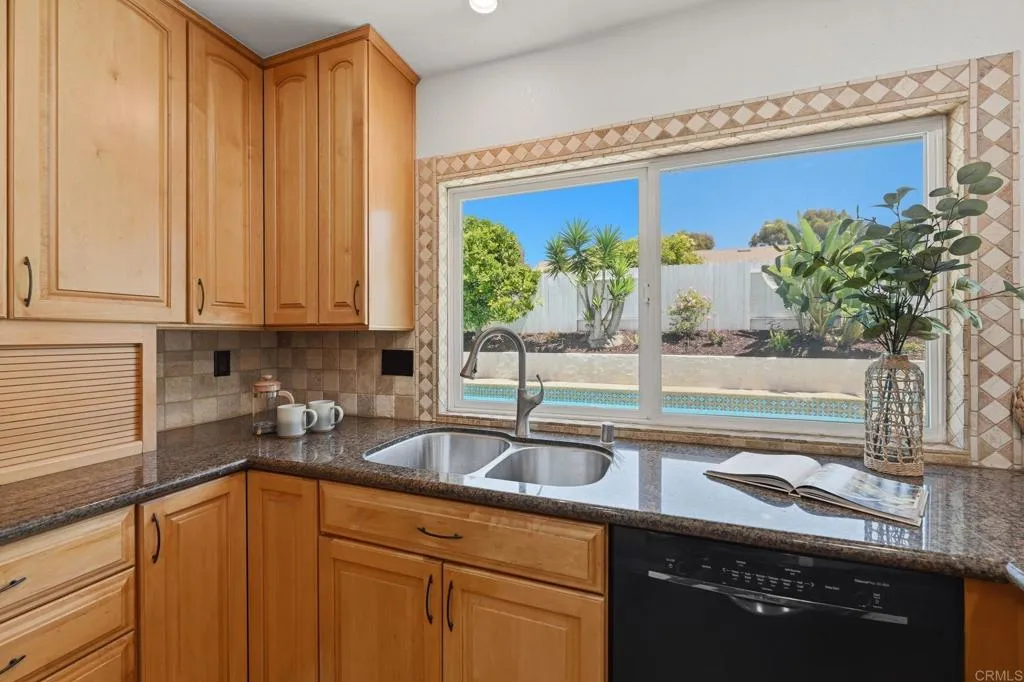 https://cdn.realtyfeed.com/cdn/127/306704597/cb9d39a1e251496a9de4b51b1d5ac58c.webp