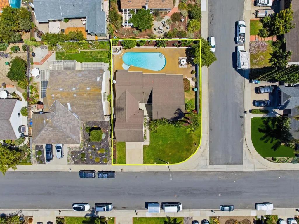 https://cdn.realtyfeed.com/cdn/127/306704597/de377852a213a820b65afa25f527486a.webp