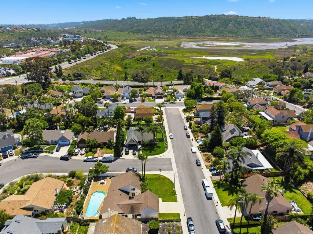 https://cdn.realtyfeed.com/cdn/127/306704597/e5e9e689185b6ed2dd1fb48a6f901c2a.webp