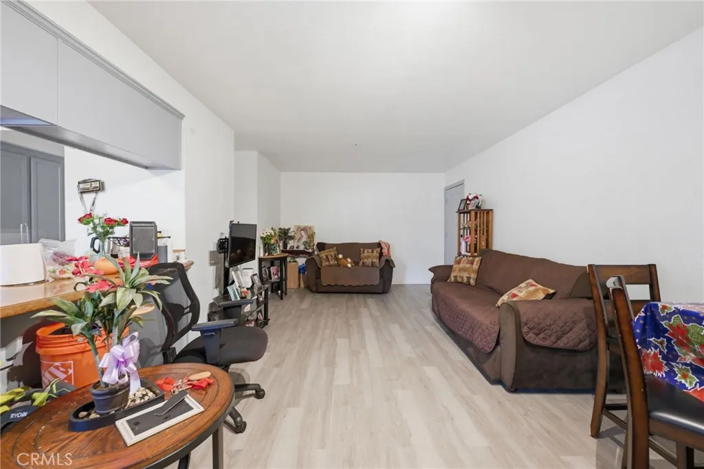 Photo #7: OC26075618 Listing: Photo #7