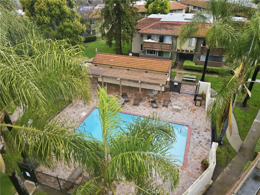 https://cdn.realtyfeed.com/cdn/127/306704629/9913f352cc8da18b004bf9199a77694c.webp