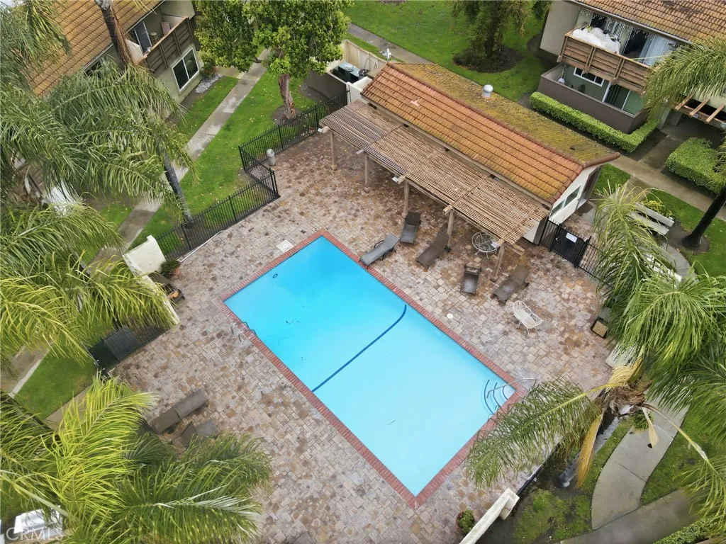 https://cdn.realtyfeed.com/cdn/127/306704629/e1a0f1ecae26d24752ff93bdc43ebec9.webp
