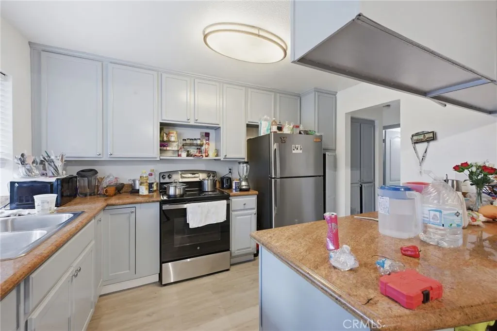 Photo #12: OC26075618 Listing: Photo #12