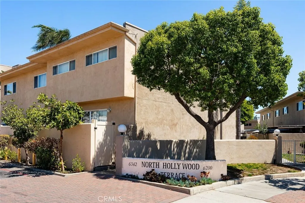 North Hollywood, CA 91606