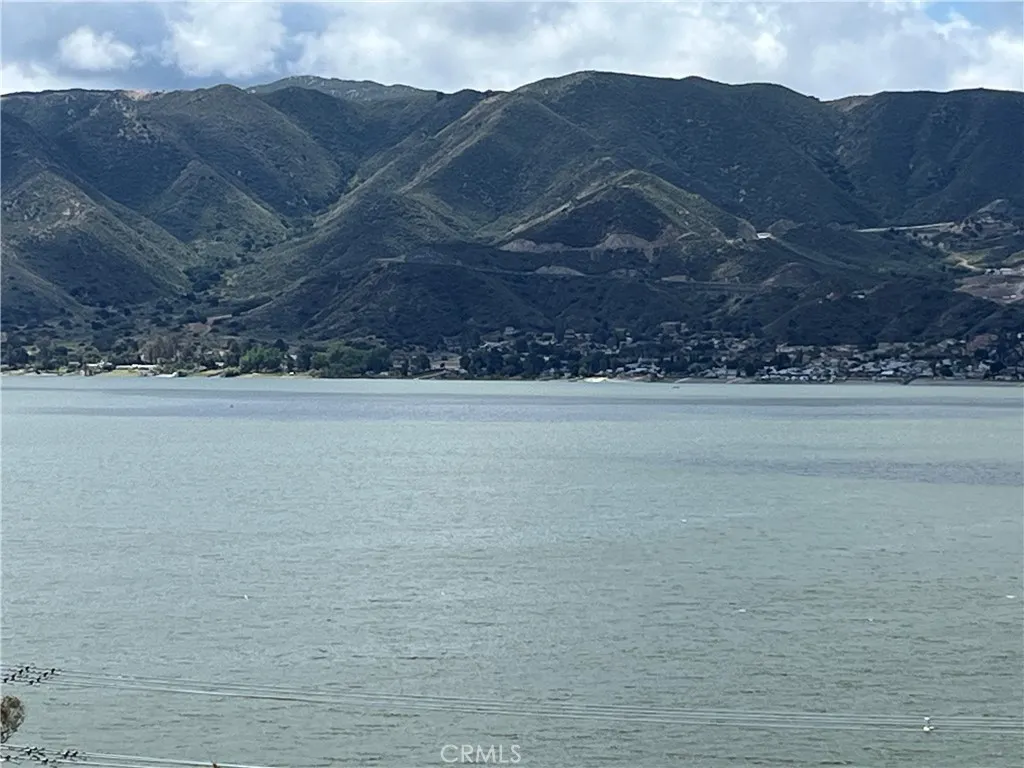 Lake Elsinore, CA 92530