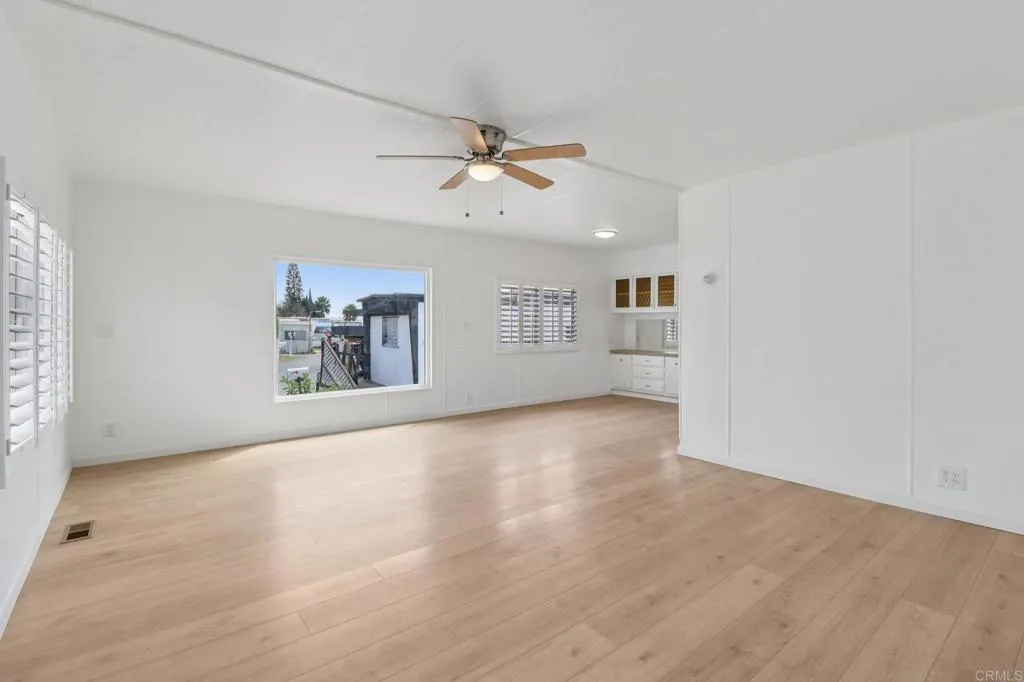 https://cdn.realtyfeed.com/cdn/127/306704759/02798e37d83fc3c0dc0eb405b7eec09e.webp