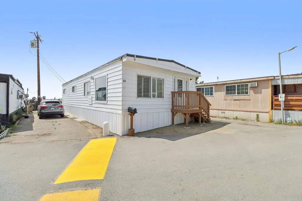 https://cdn.realtyfeed.com/cdn/127/306704759/507638ab51c91ae485b156bd7d6d4da2.webp