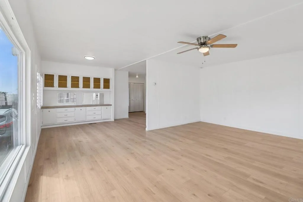 https://cdn.realtyfeed.com/cdn/127/306704759/6b54c14a44815aa7409468dcd83c6e16.webp