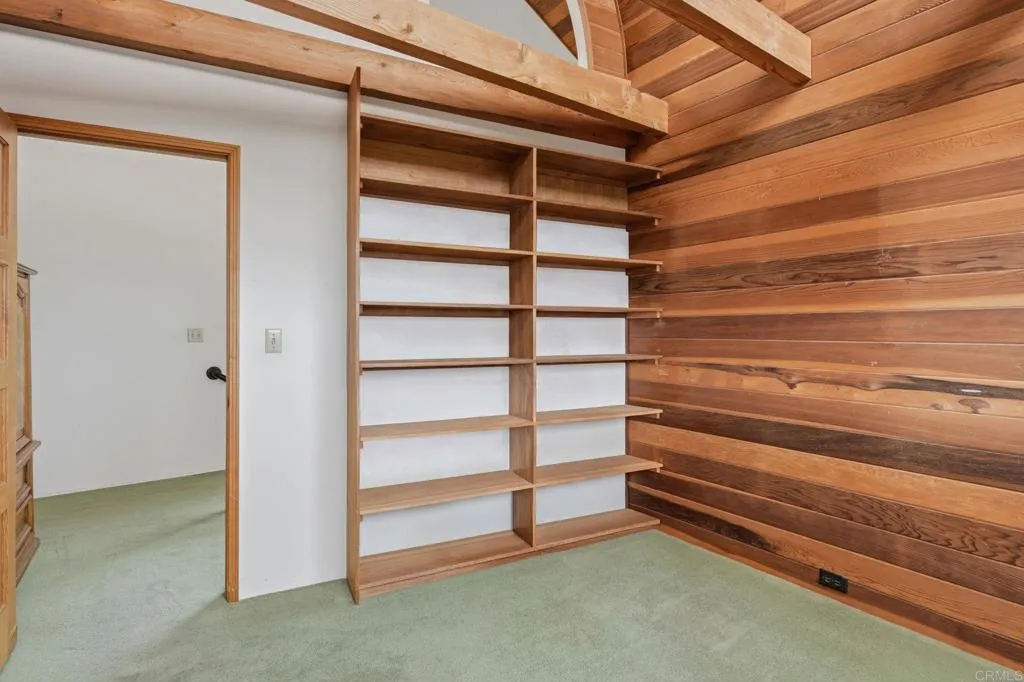 https://cdn.realtyfeed.com/cdn/127/306704766/d2f9ab669d3e16f9e7f8831f21349303.webp