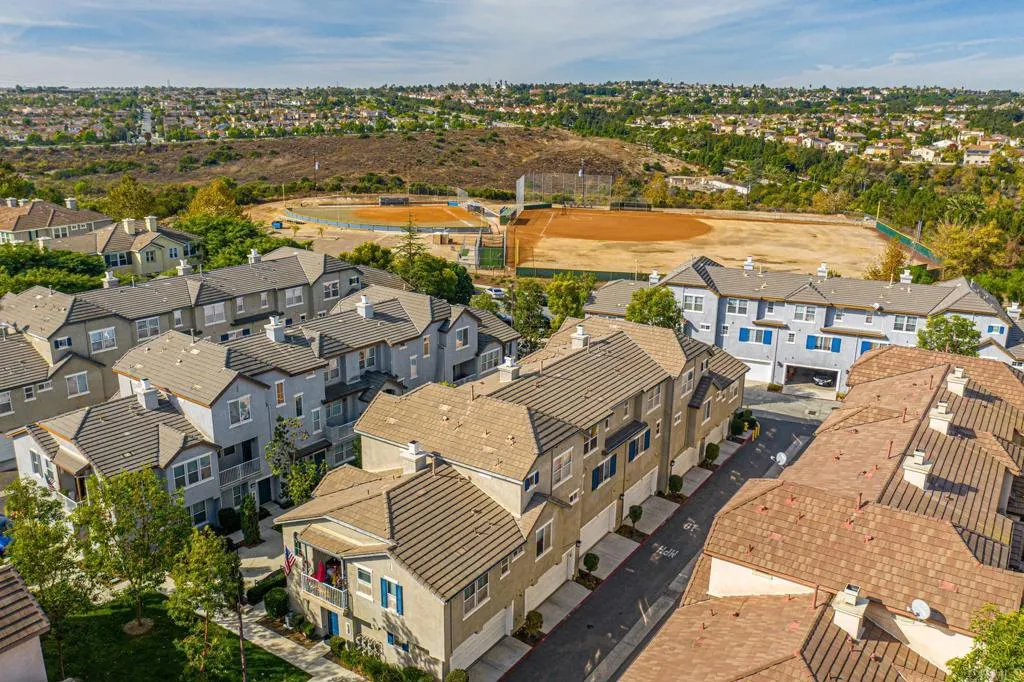 https://cdn.realtyfeed.com/cdn/127/306704772/5e792d4ccc46ad73bc3517da064d42e1.webp