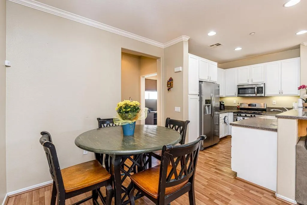 https://cdn.realtyfeed.com/cdn/127/306704772/95a83d73c765d3810fa59b66138c2777.webp