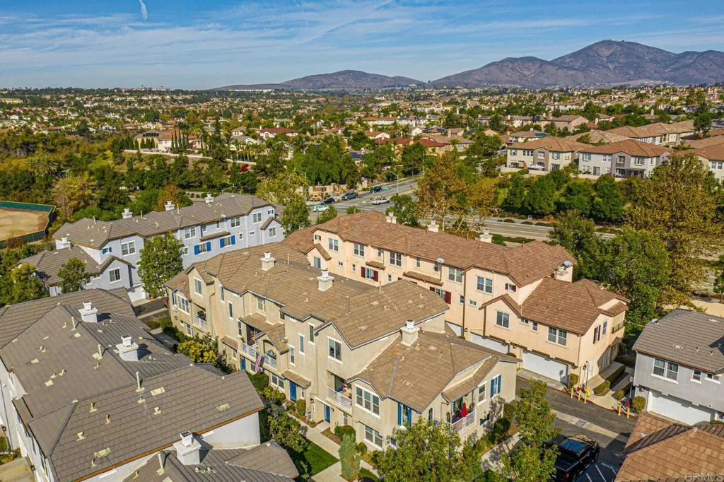 https://cdn.realtyfeed.com/cdn/127/306704772/c3d2ec92699969baa921f4c7489af381.webp