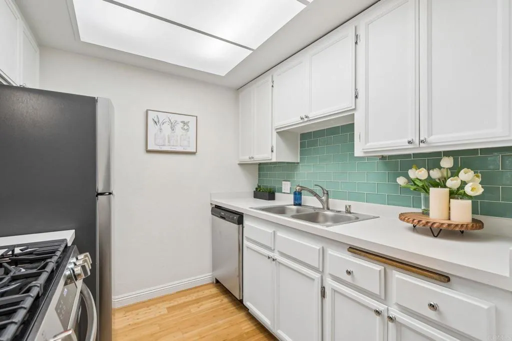 https://cdn.realtyfeed.com/cdn/127/306704791/c453e106cce142a5b717ca31f53baf29.webp
