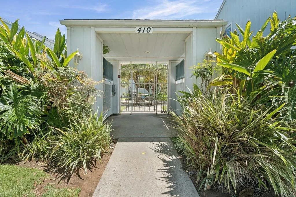 https://cdn.realtyfeed.com/cdn/127/306704791/caa72ed9347501a3888b22a60993578f.webp