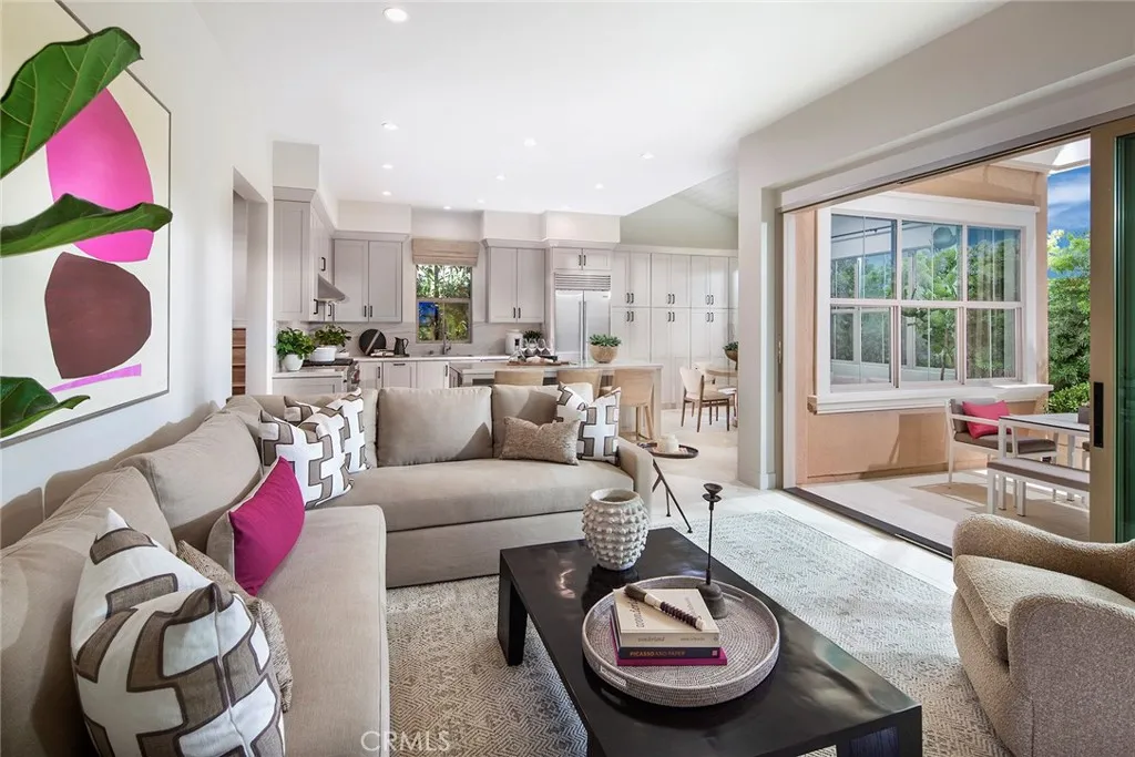 205 Birdseye, Irvine, CA, 92618