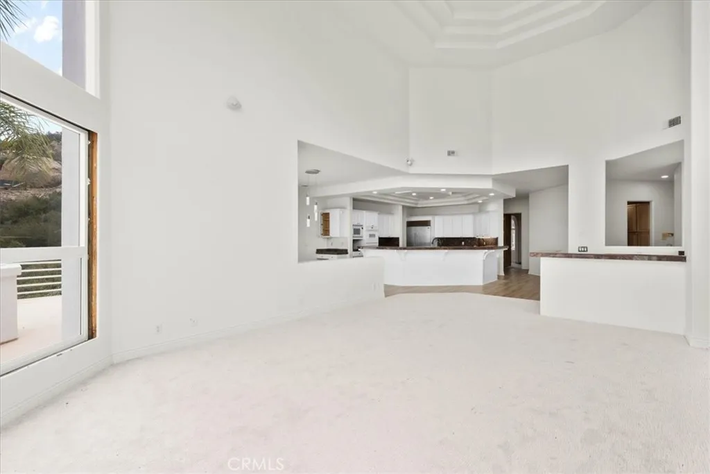 https://cdn.realtyfeed.com/cdn/127/306704794/10c932b33c0b9e98131119de720349c1.webp