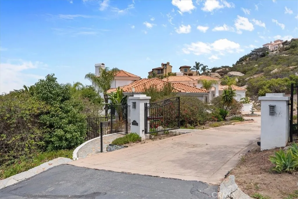 https://cdn.realtyfeed.com/cdn/127/306704794/14999a6355e8db970b158e3b500e7597.webp