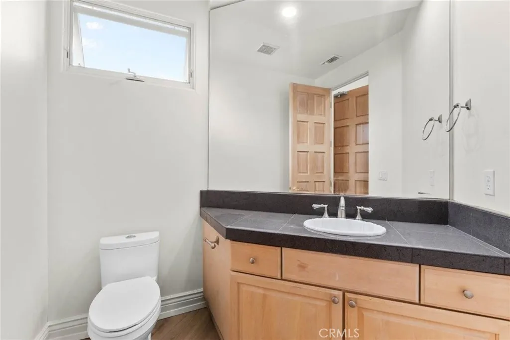 https://cdn.realtyfeed.com/cdn/127/306704794/5f1db6fd2cc3cb9efaf690c2427af166.webp