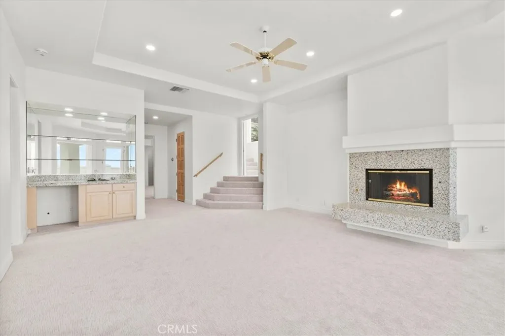 https://cdn.realtyfeed.com/cdn/127/306704794/760d1054219bce3c9ea77583db2a4e5e.webp