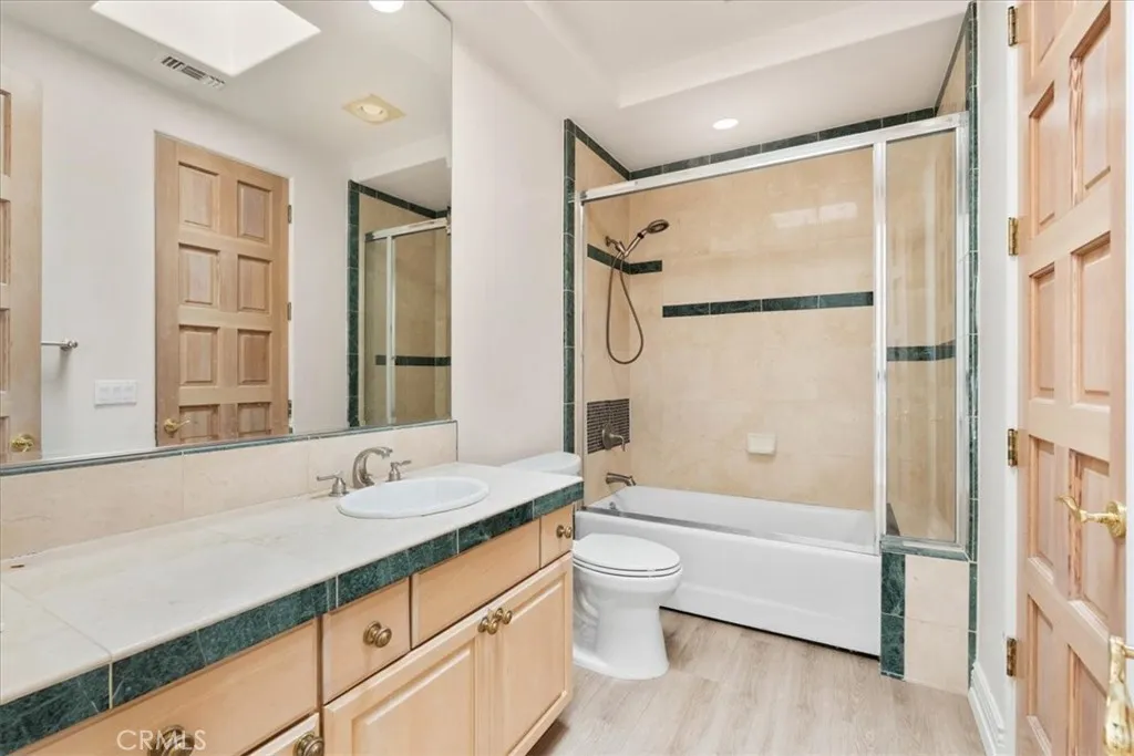 https://cdn.realtyfeed.com/cdn/127/306704794/796219dd2e0dd604bf16622c427c4e2e.webp
