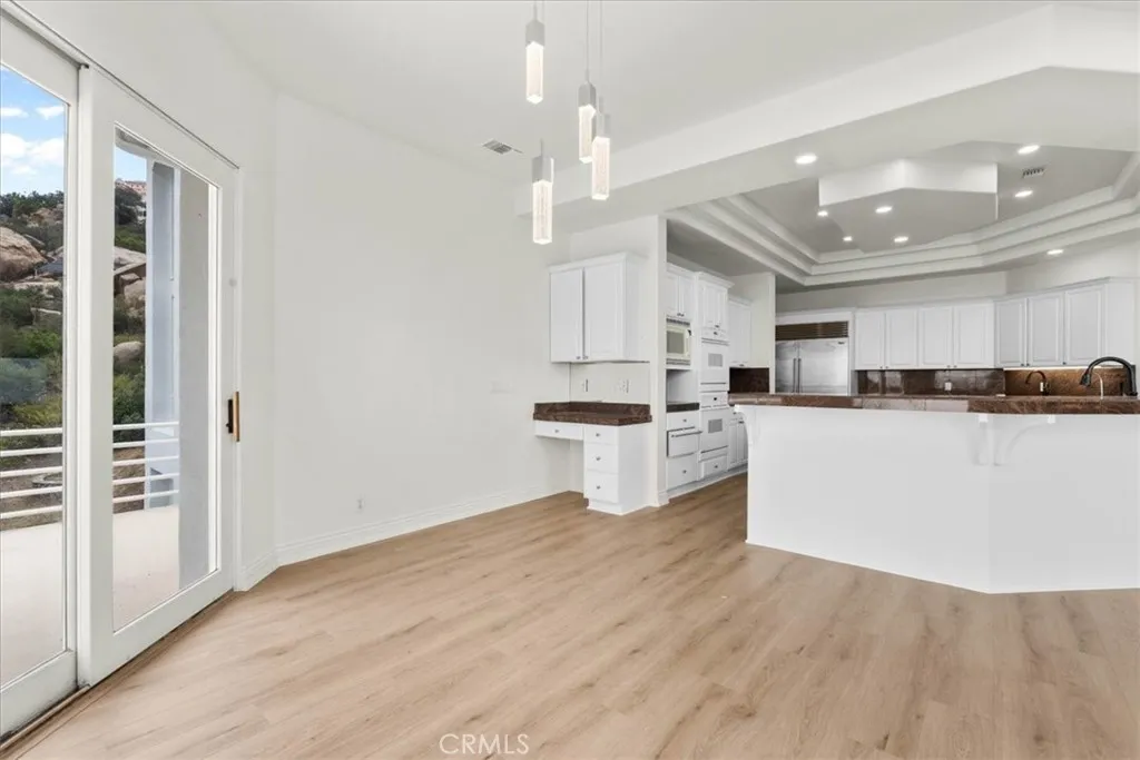 https://cdn.realtyfeed.com/cdn/127/306704794/7fe2838124e395f707dffb98aea25b4e.webp
