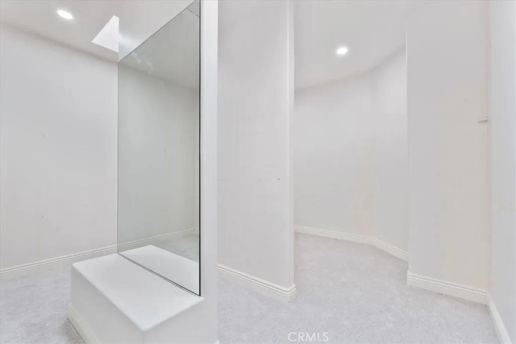 https://cdn.realtyfeed.com/cdn/127/306704794/98b68dbfafb38f8089fb12fb5dd0186a.webp