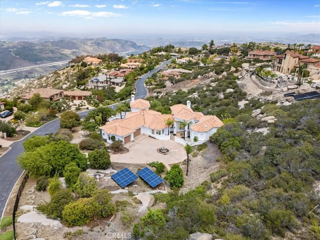 https://cdn.realtyfeed.com/cdn/127/306704794/d2d91e76b1a236a4cd9462c86de83f8e.webp