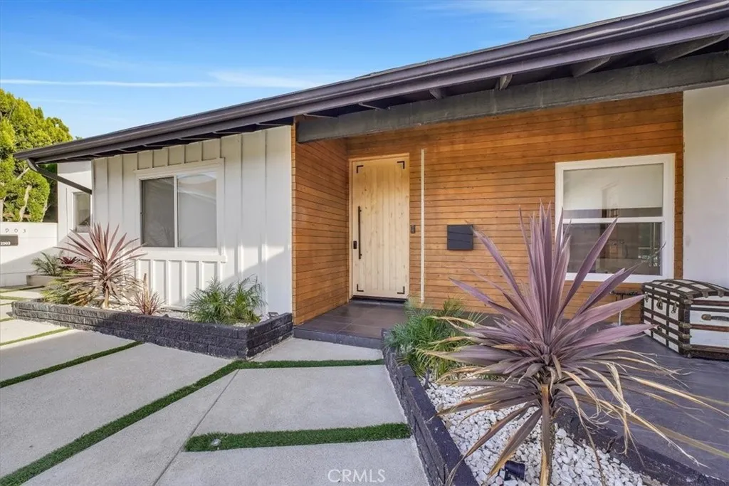 West Hills, CA 91307