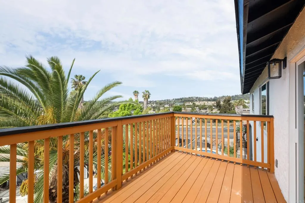 https://cdn.realtyfeed.com/cdn/127/306704821/066b57464159af5a061d20c56b9342d6.webp
