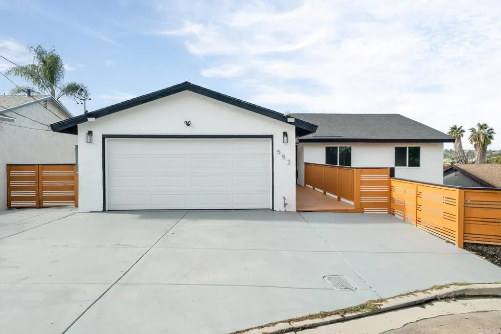 https://cdn.realtyfeed.com/cdn/127/306704821/66eef364d746b7678c16219cc9a96d20.webp