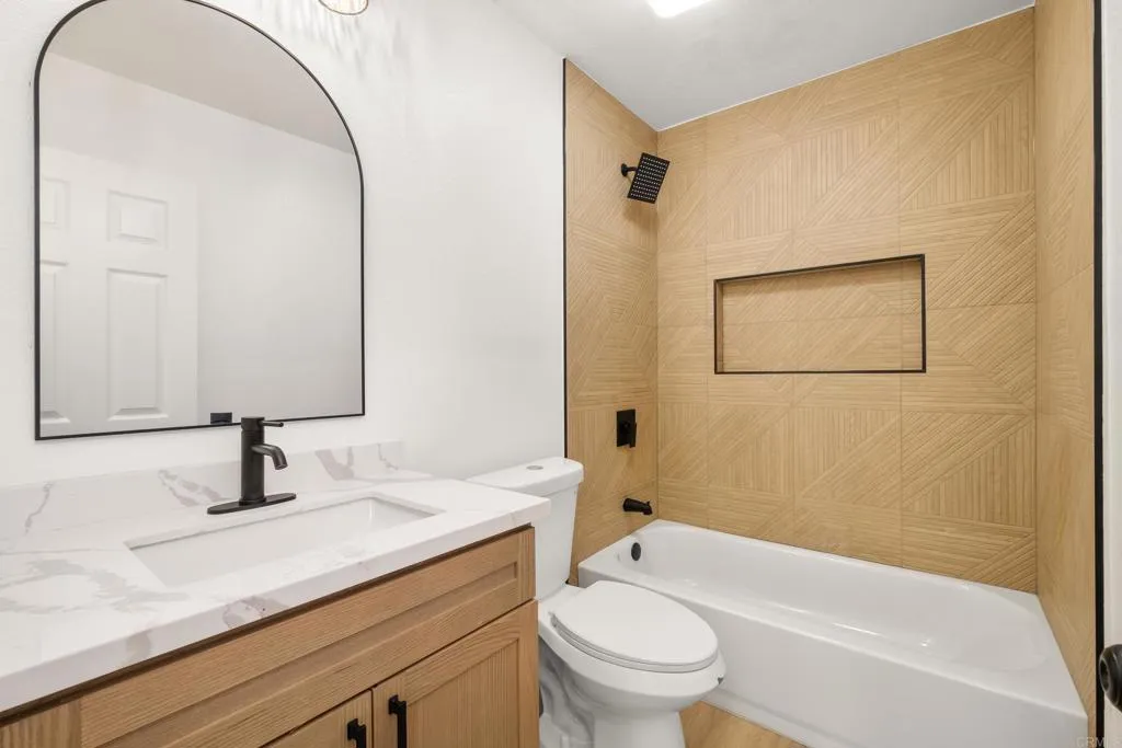 https://cdn.realtyfeed.com/cdn/127/306704821/99b95badcb034239de4a0513781d7971.webp