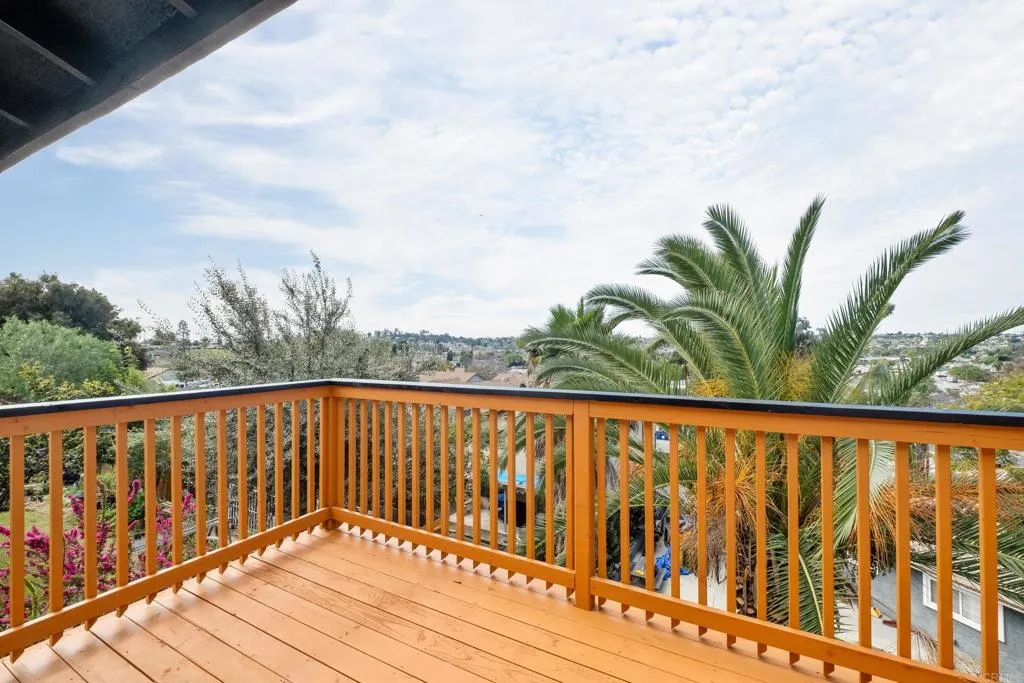 https://cdn.realtyfeed.com/cdn/127/306704821/b714ed1e066d0458fbe04987a7866249.webp