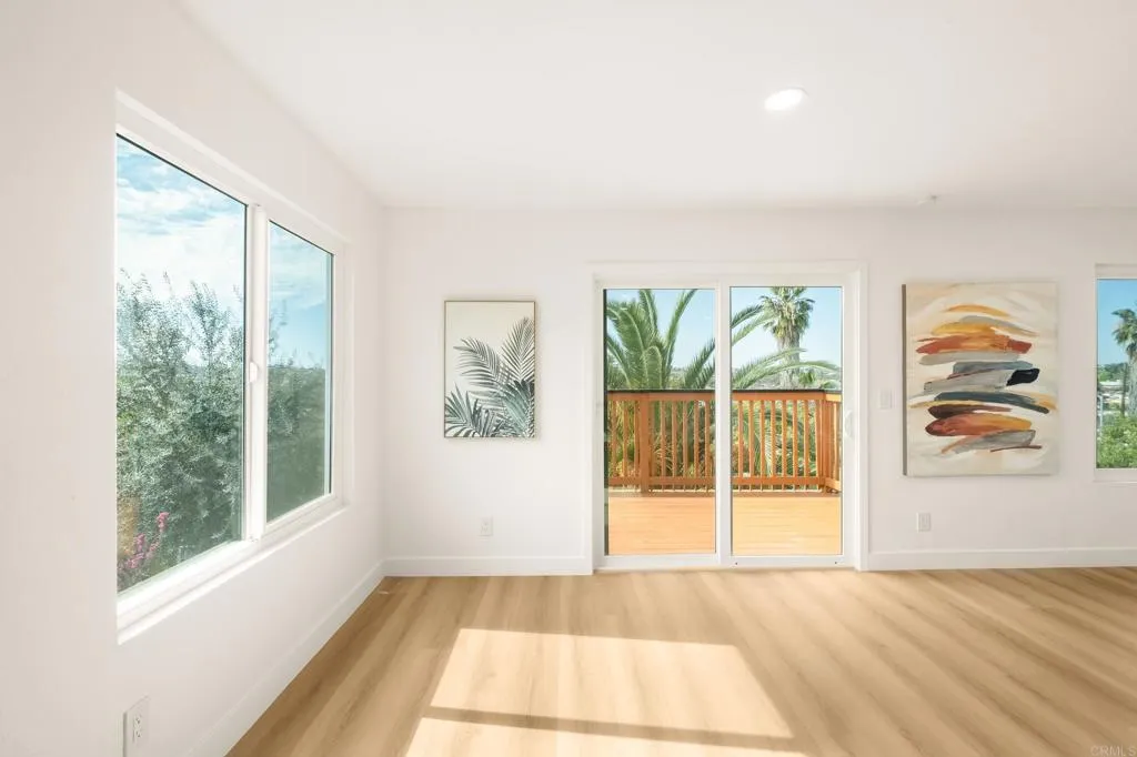 https://cdn.realtyfeed.com/cdn/127/306704821/e42fd6a6915adf9aa3cfb8c61b0c3eec.webp