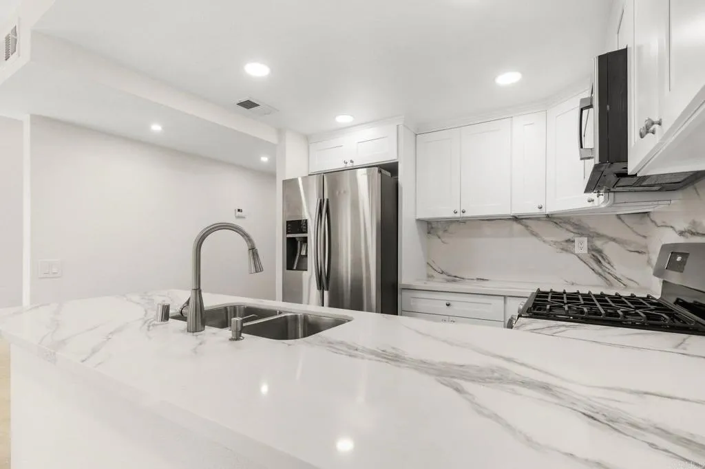 Photo #15: PTP2603189 Listing: Photo #15
