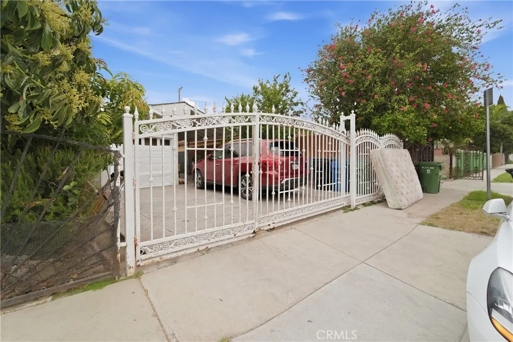 2141 Oris Street, Compton, CA, 90222