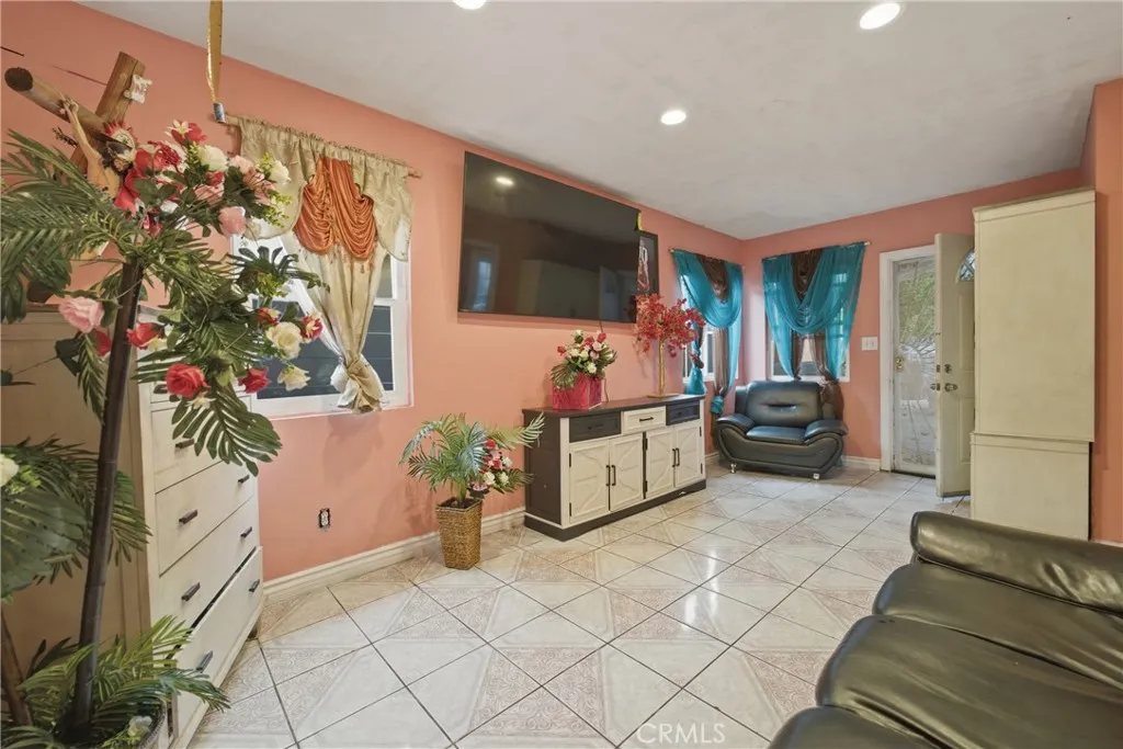 2141 Oris Street, Compton, CA, 90222