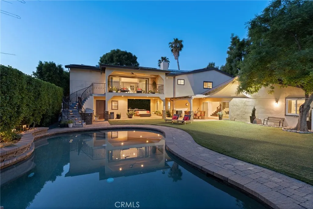 Woodland Hills, CA 91367
