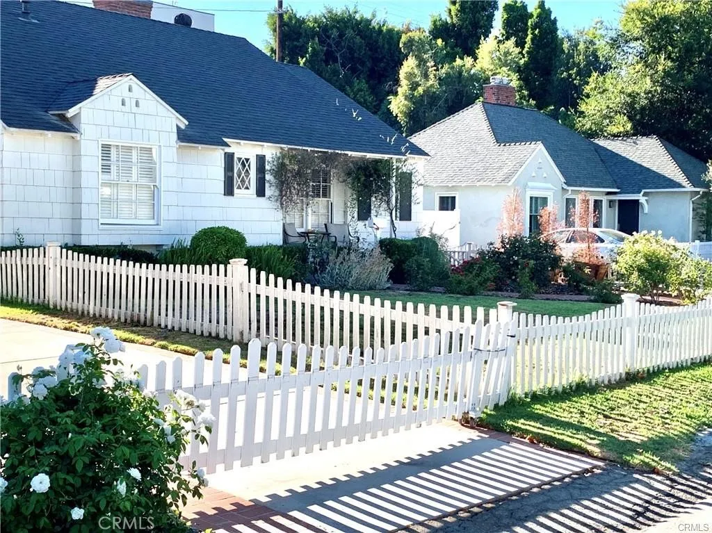 Sherman Oaks, CA 91403