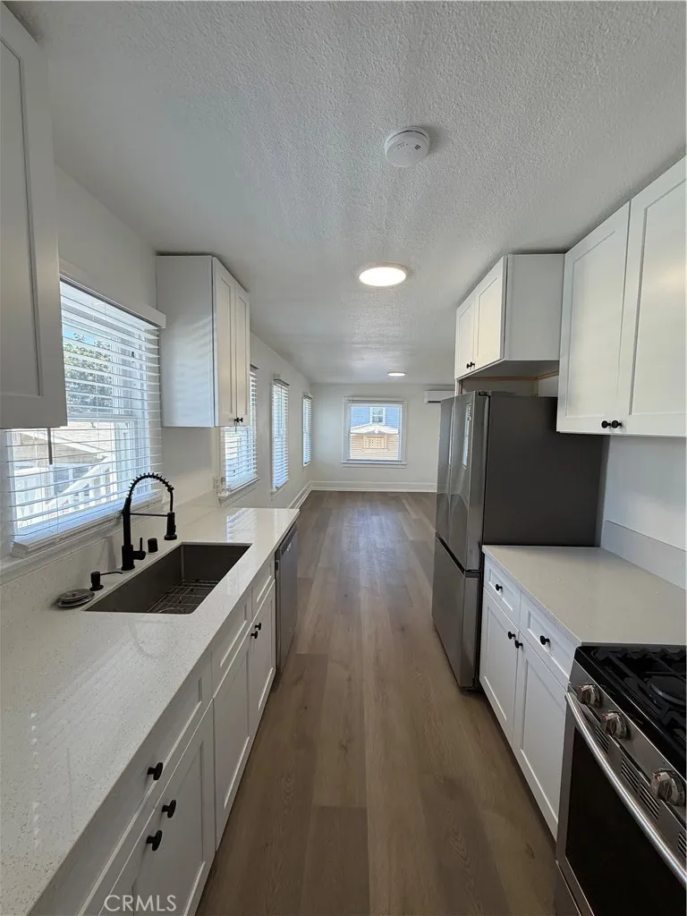 Fullerton, CA 92832