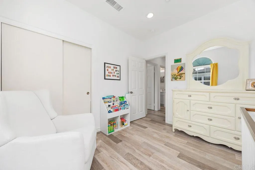 https://cdn.realtyfeed.com/cdn/127/306704956/a194bb5c8ee807753bf1b84efbbad080.webp