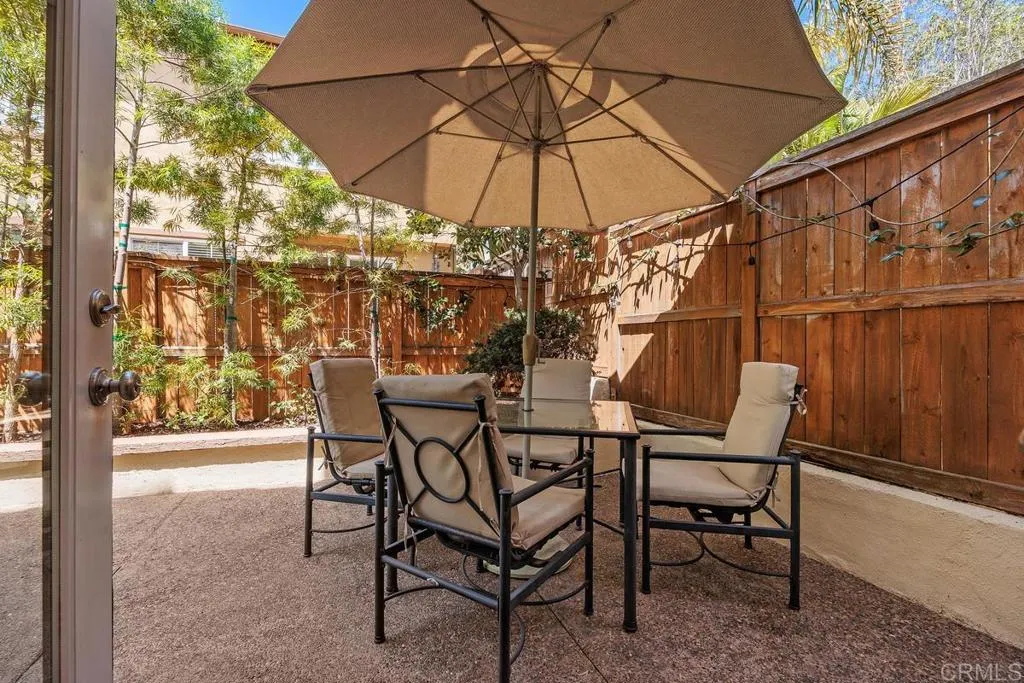 https://cdn.realtyfeed.com/cdn/127/306704956/bd81742a4352bdd69208bc94c8bc8dde.webp